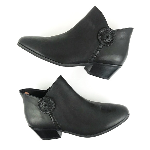 jack rogers black booties